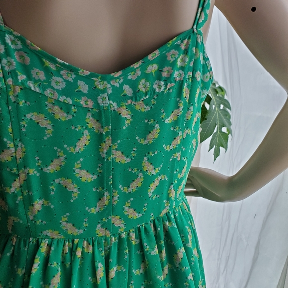 Lauren Conrad Greeb Floral Dress - Picture 3 of 4